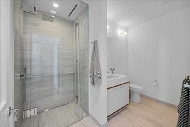 1 Dalton 3506, Boston, MA 02115