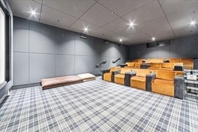 1 Dalton 3506, Boston, MA 02115