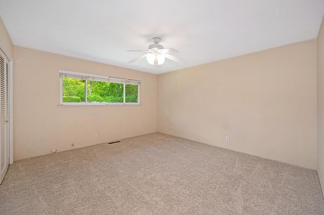 21 Saratoga Cir, Sacramento, CA 95864