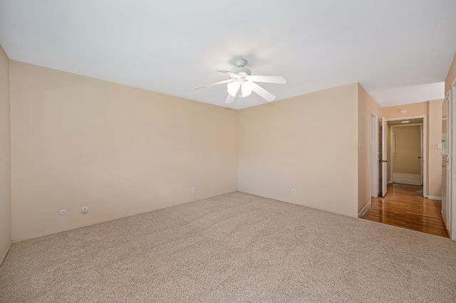 21 Saratoga Cir, Sacramento, CA 95864