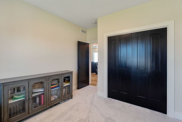 2800 Blooming Heights Drive, Norwalk, IA 50211