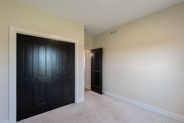 2800 Blooming Heights Drive, Norwalk, IA 50211