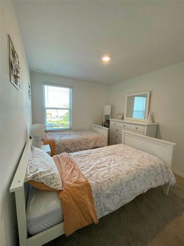 2516 PARAVANE WAY, Wesley Chapel, FL 33543