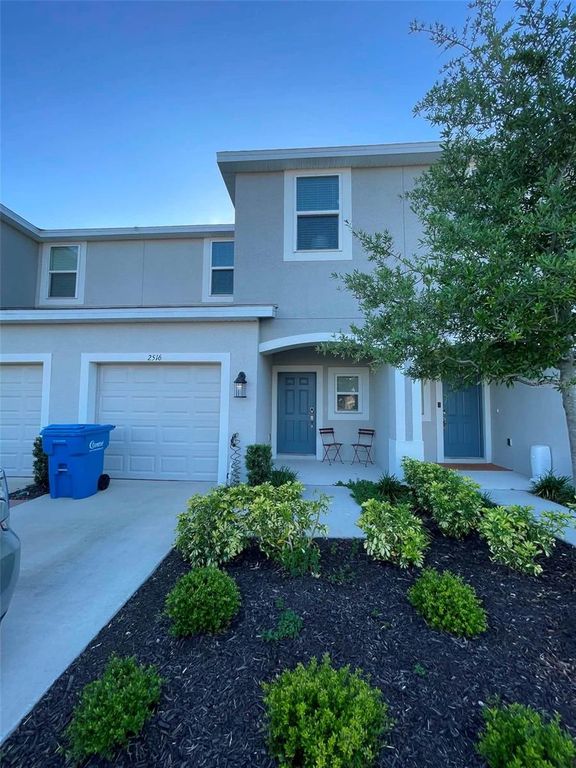 2516 PARAVANE WAY, Wesley Chapel, FL 33543