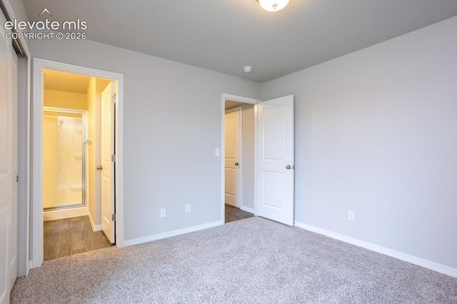 2188 OUTFITTERS Grove, Colorado Springs, CO 80910