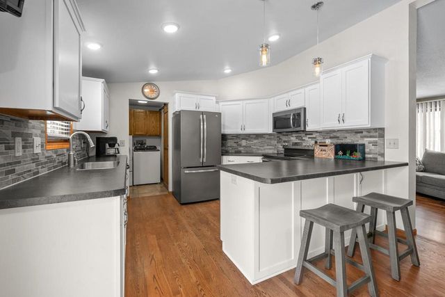 W6768 GREENRIDGE DRIVE, Greenville, WI 54942