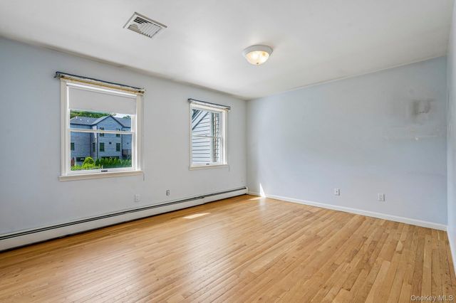 48 Westchester View Lane, White Plains, NY 10607