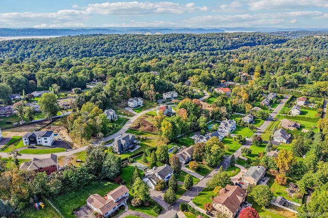 48 Westchester View Lane, White Plains, NY 10607
