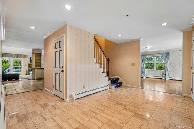 48 Westchester View Lane, White Plains, NY 10607