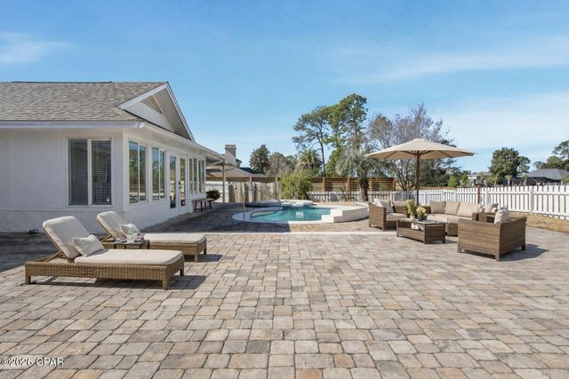 318 Wahoo Road, Panama City Beach, FL 32408