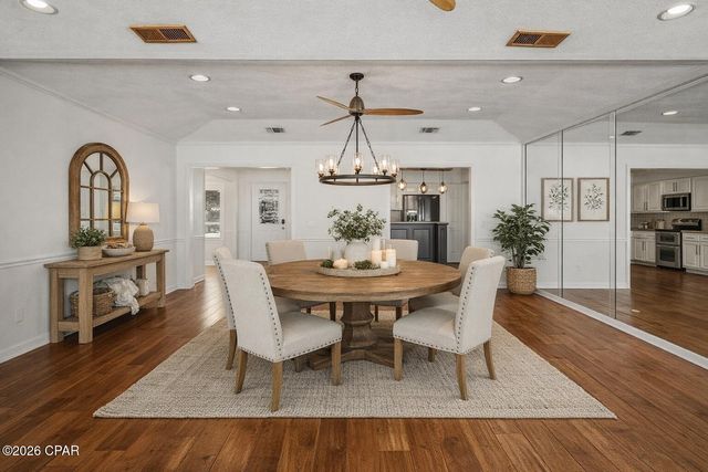 318 Wahoo Road, Panama City Beach, FL 32408