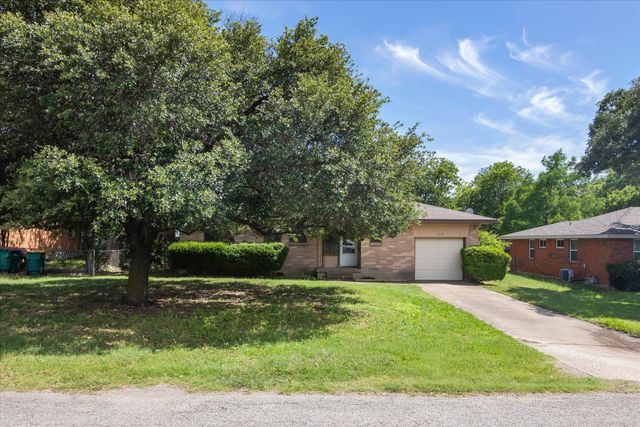 212 Cedar, Cedar Hill, TX 75104