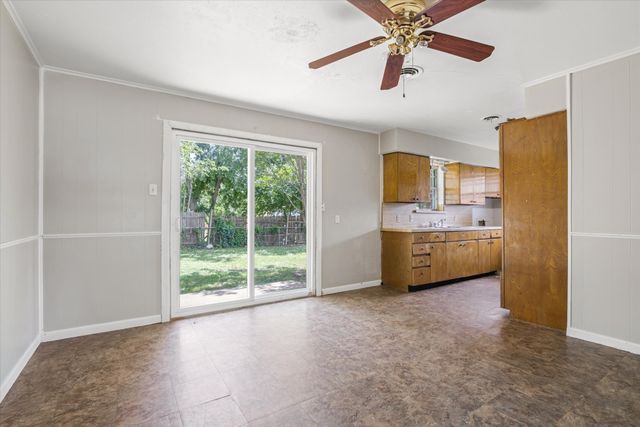 212 Cedar, Cedar Hill, TX 75104