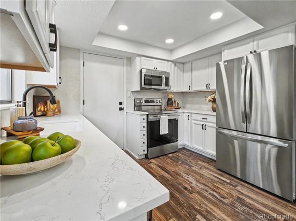 Image 1 of property listing at 11210 W Powers Avenue, Littleton, CO 80127