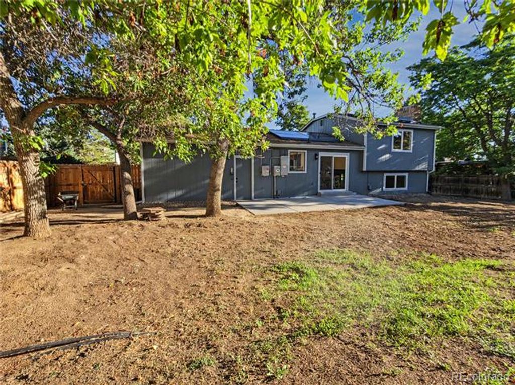 Image 35 of property listing at 11210 W Powers Avenue, Littleton, CO 80127