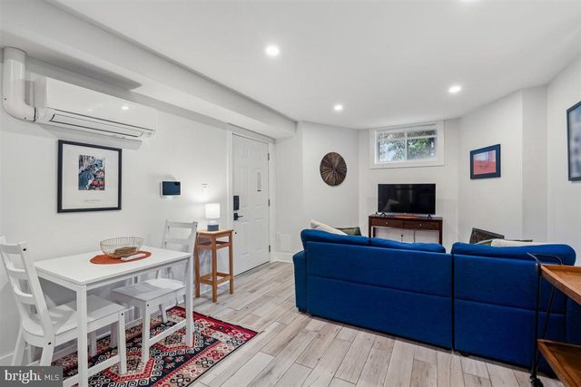 130 ADAMS ST NW, Washington, DC 20001