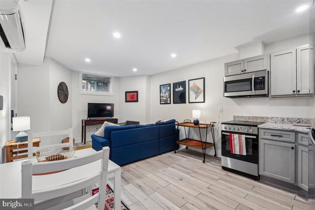 130 ADAMS ST NW, Washington, DC 20001