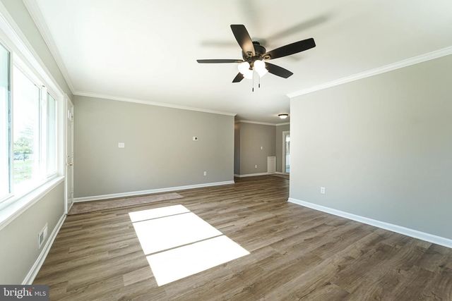 5916 ROBINDALE, Baltimore, MD 21228