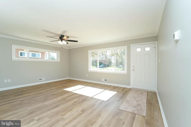 5916 ROBINDALE, Baltimore, MD 21228
