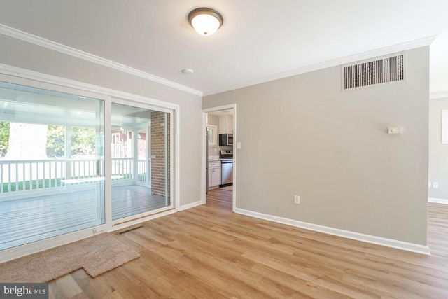5916 ROBINDALE, Baltimore, MD 21228