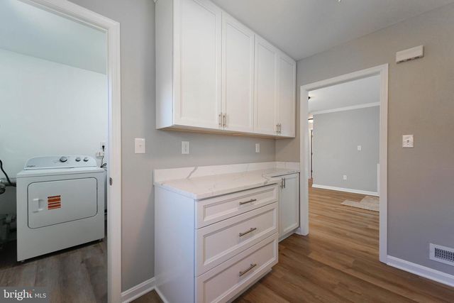 5916 ROBINDALE, Baltimore, MD 21228