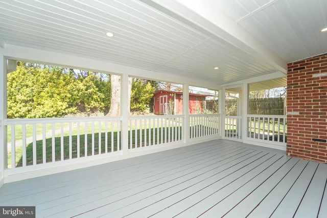 5916 ROBINDALE, Baltimore, MD 21228