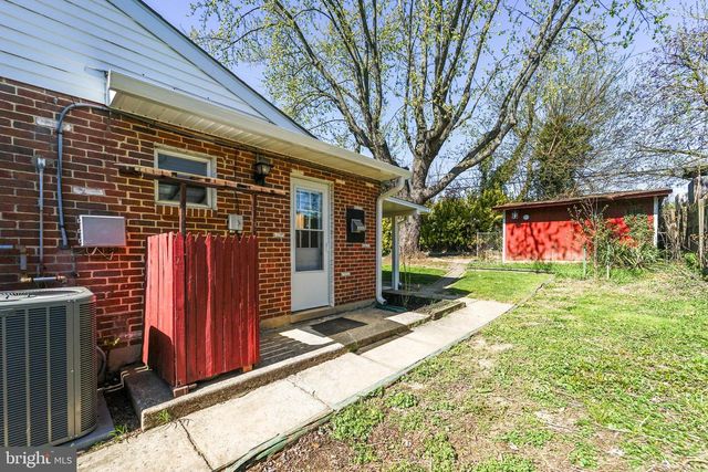 5916 ROBINDALE, Baltimore, MD 21228