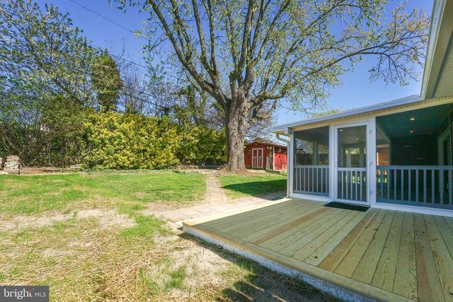 5916 ROBINDALE, Baltimore, MD 21228
