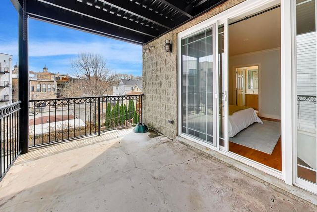 1514 W Thomas Street 3C, Chicago, IL 60642