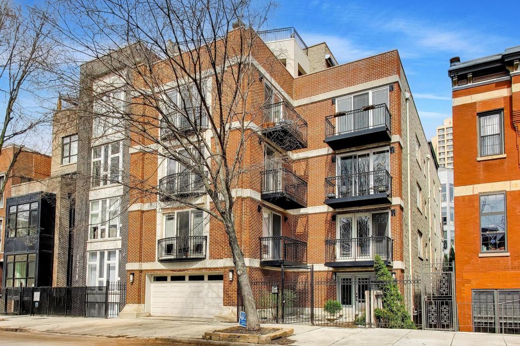 1514 W Thomas Street 3C, Chicago, IL 60642