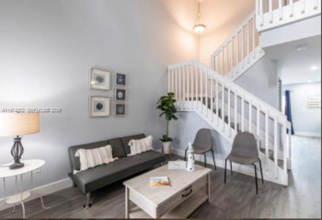 7125 NW 173rd Dr 2405, Hialeah, FL 33015