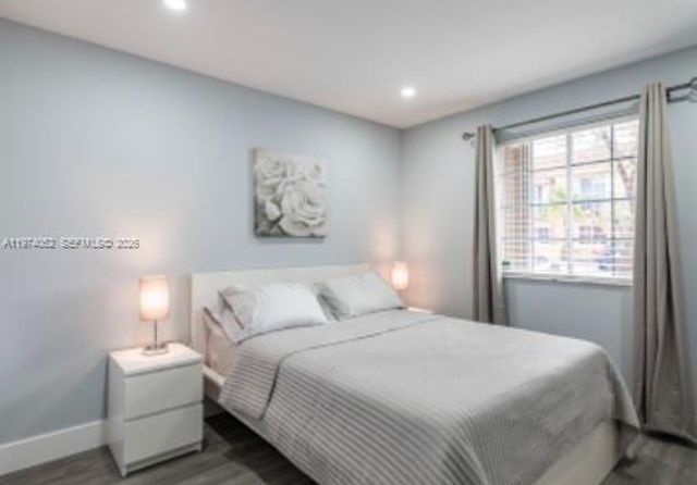 7125 NW 173rd Dr 2405, Hialeah, FL 33015