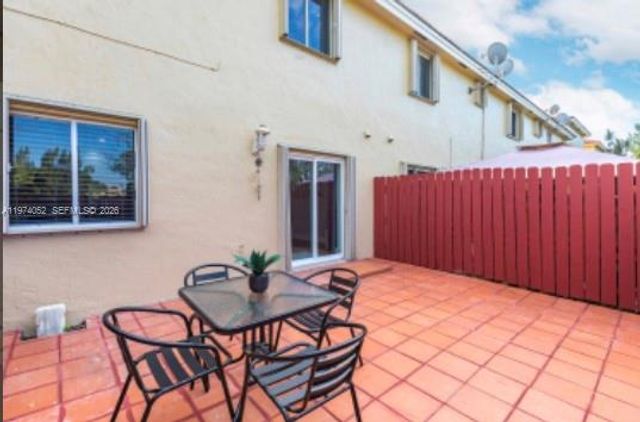 7125 NW 173rd Dr 2405, Hialeah, FL 33015