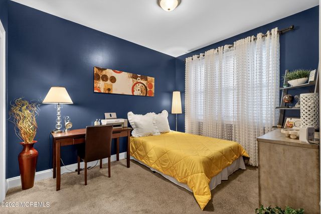 120 Mccormick Avenue S, Old Bridge, NJ 08857