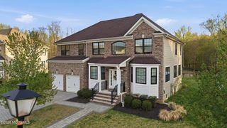 120 Mccormick Avenue S, Old Bridge, NJ 08857
