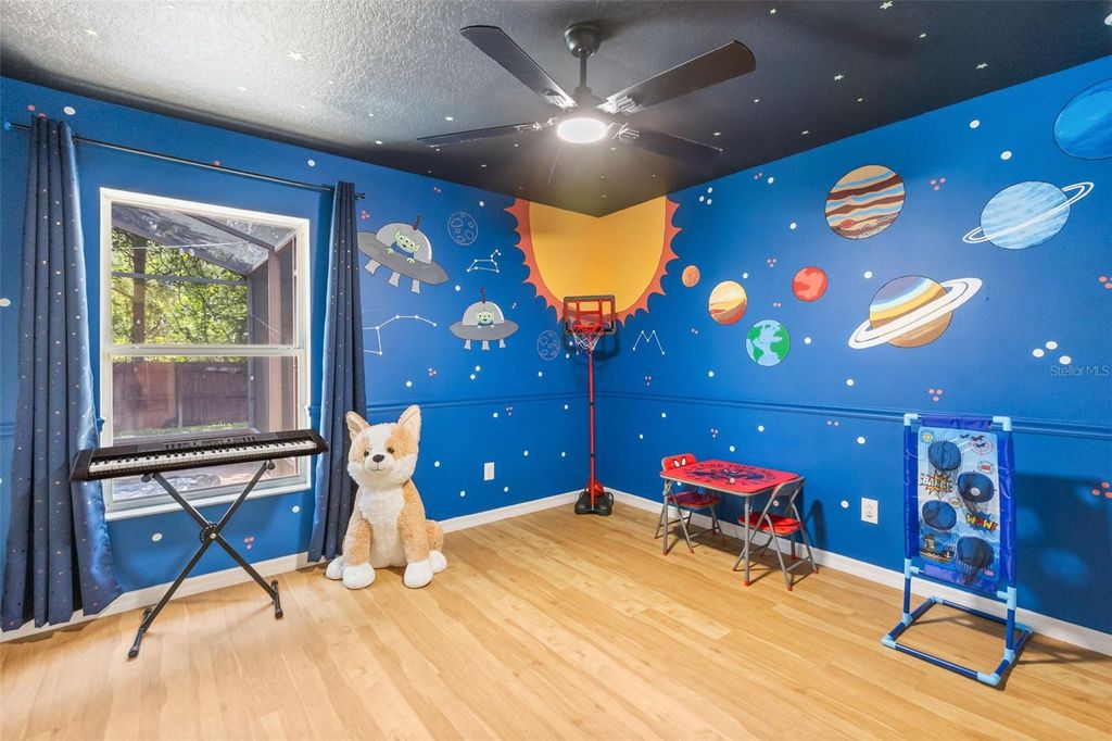 Image 22 of property listing at 4071 LONGWORTH LOOP, Kissimmee, FL 34744