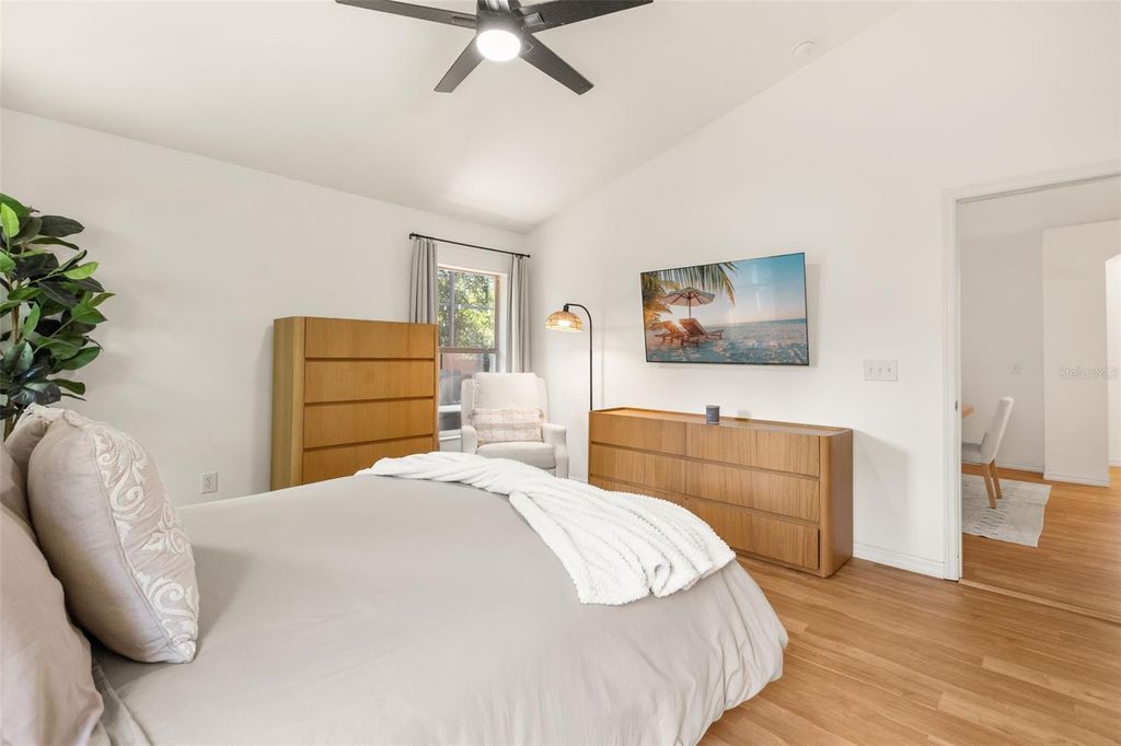Image 26 of property listing at 4071 LONGWORTH LOOP, Kissimmee, FL 34744