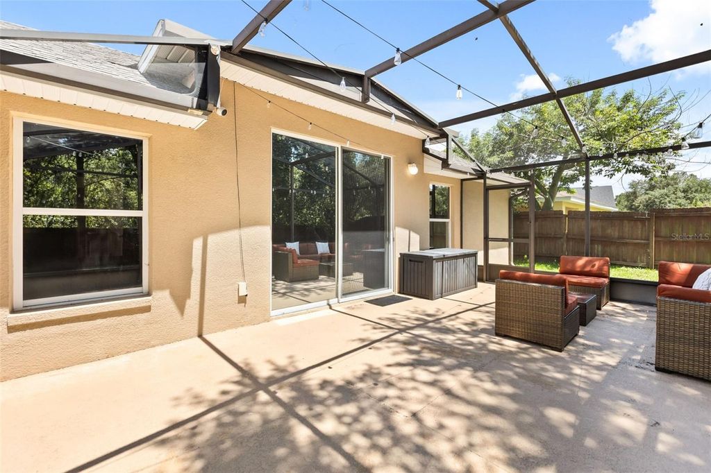 Image 33 of property listing at 4071 LONGWORTH LOOP, Kissimmee, FL 34744