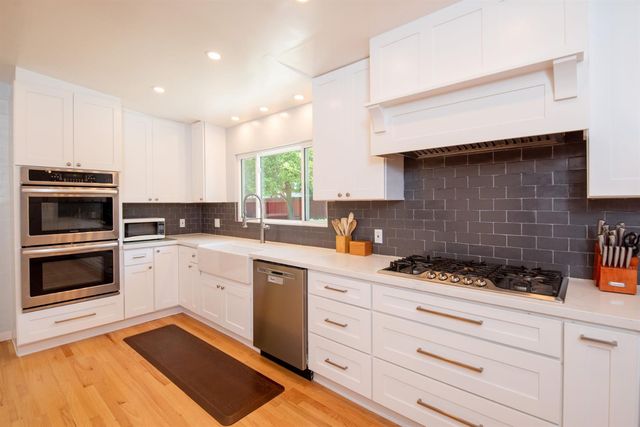 1118 Oxford Way, Stockton, CA 95204