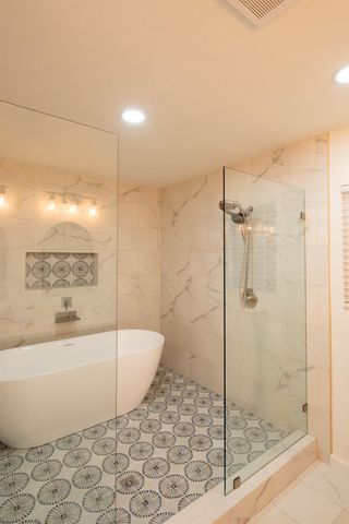 1118 Oxford Way, Stockton, CA 95204