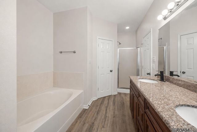 10064 Park Ridge Dr, Denham Springs, LA 70706
