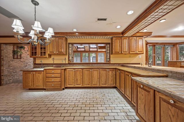 271 TROON RD, Dover, DE 19904