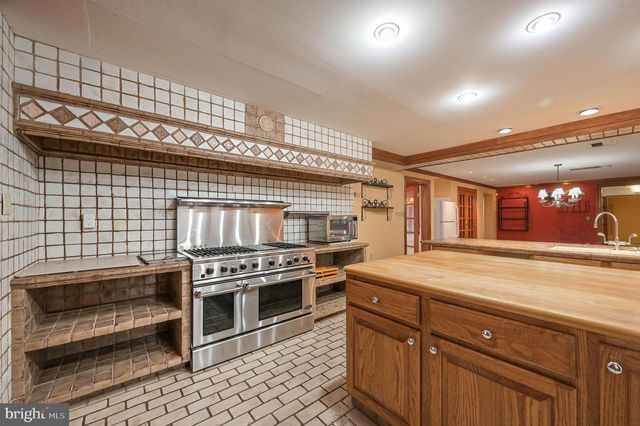 271 TROON RD, Dover, DE 19904