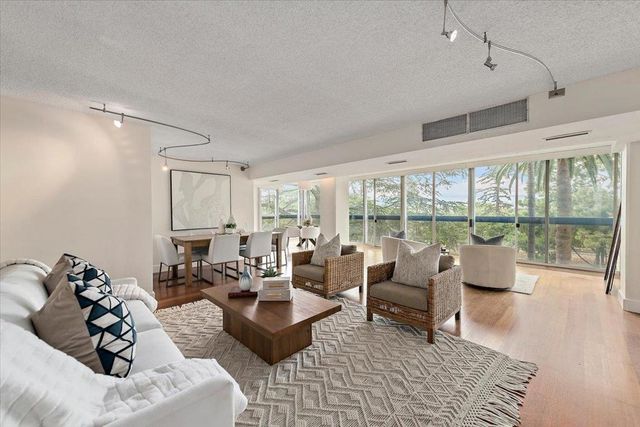 101 Alma Street 407, Palo Alto, CA 94301