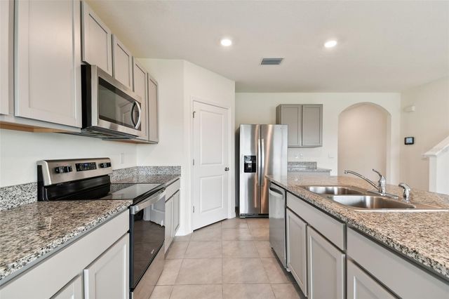 33405 HAMILTON HILL LANE, Wesley Chapel, FL 33545