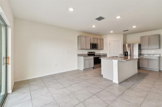 33405 HAMILTON HILL LANE, Wesley Chapel, FL 33545