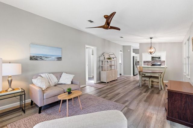 1555 HILLCREST DRIVE, The Villages, FL 32159