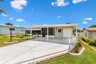 1555 HILLCREST DRIVE, The Villages, FL 32159