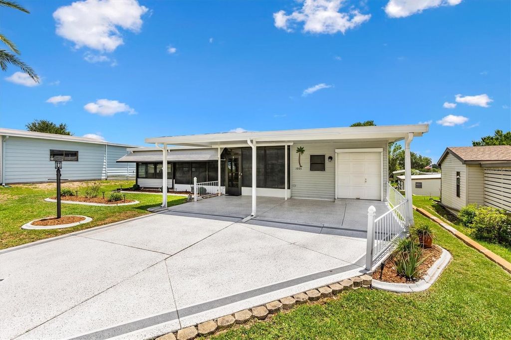 1555 HILLCREST DRIVE, The Villages, FL 32159