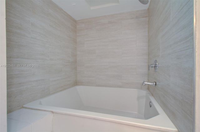 181 Crandon Blvd 405, Key Biscayne, FL 33149